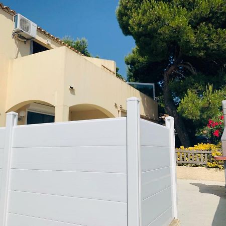 La Pinede Apartment Gruissan Exterior photo